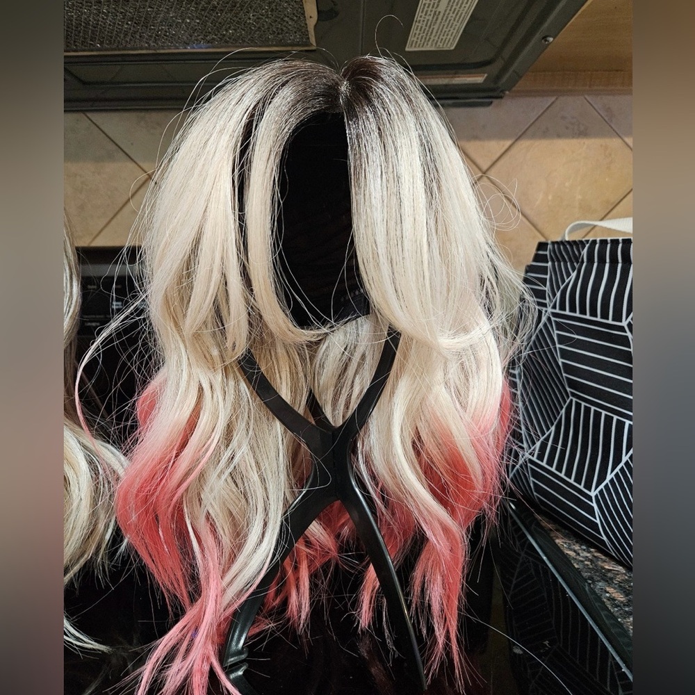 Chelsey smith wig